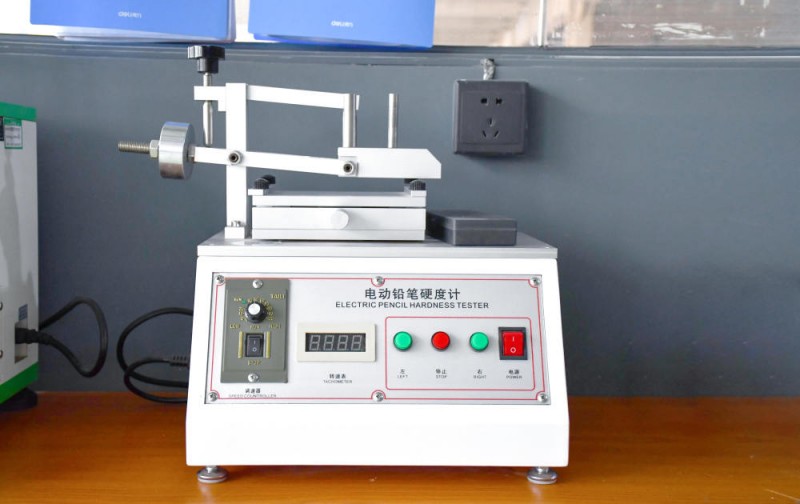 صلابة قلم الرصاص